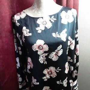 New Ann Taylor Lovely Navy floral long sleeve accent sleeve top size M